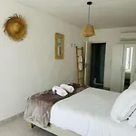 L'arbre Qui Chante Bed & Breakfast Saint-Etienne-de-Sermantin