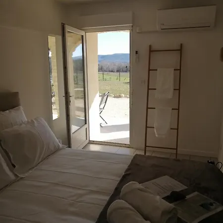 L'arbre Qui Chante Bed & Breakfast Saint-Etienne-de-Sermantin
